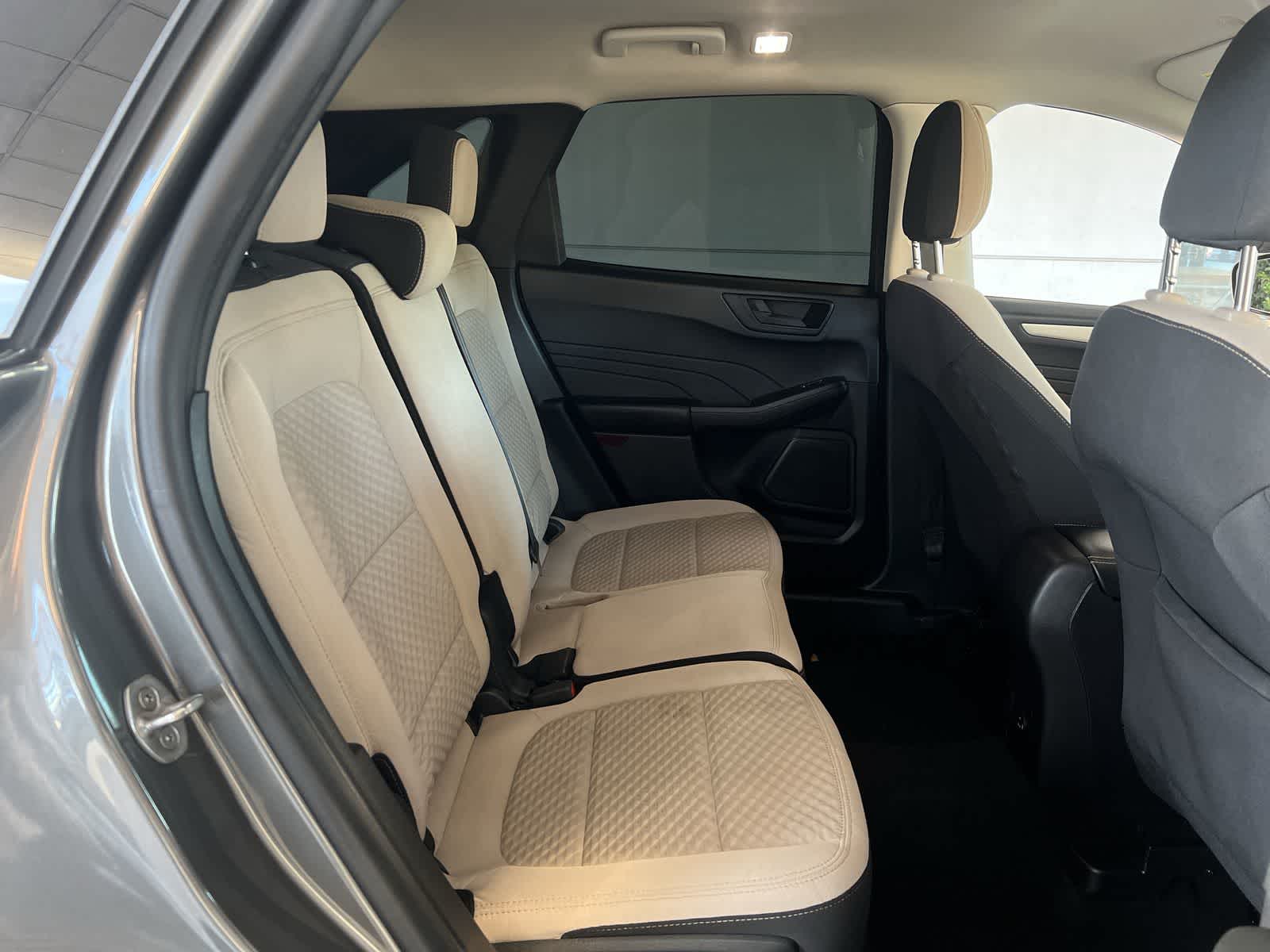 Thumbnail: 2022 Ford Escape - 12