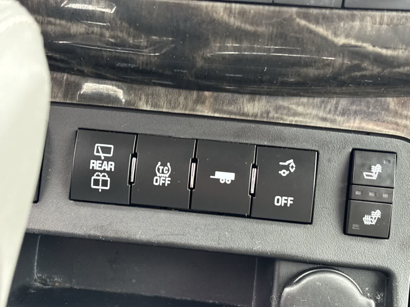 Thumbnail: 2013 Buick Enclave - 32