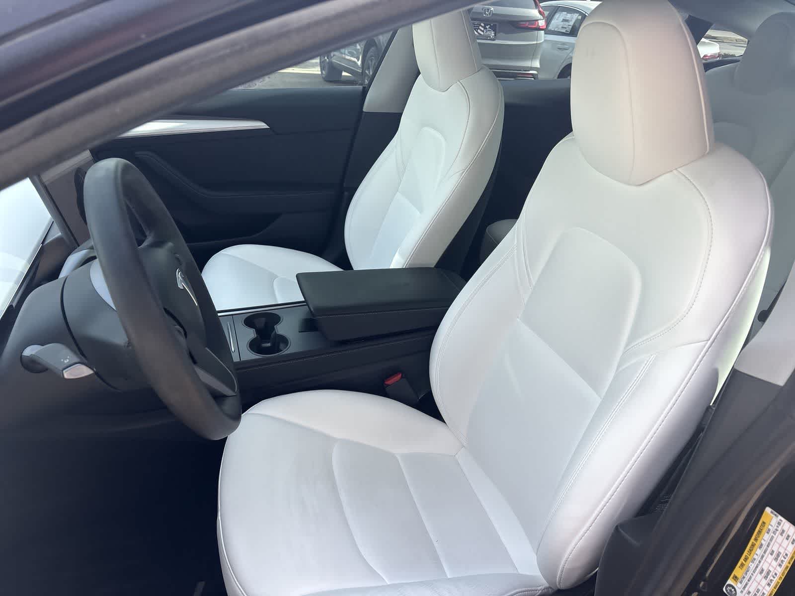 Thumbnail: 2023 Tesla Model 3 - 18