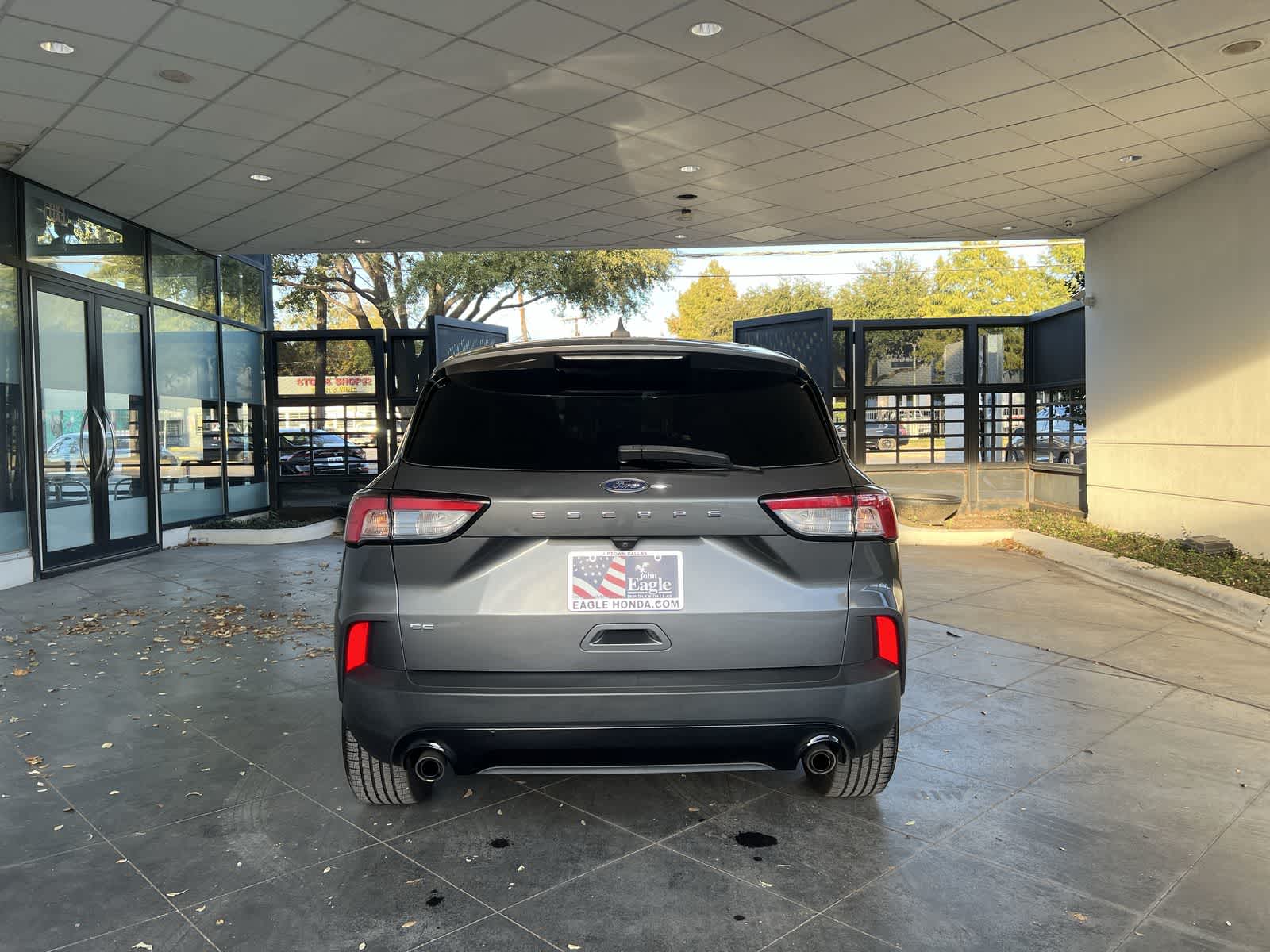 Thumbnail: 2022 Ford Escape - 5