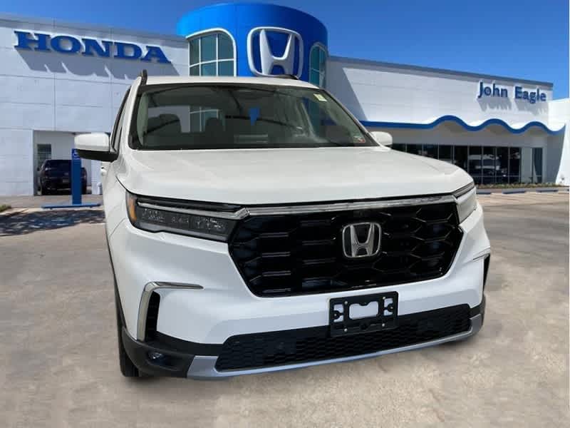 Thumbnail: 2025 Honda Pilot - 11
