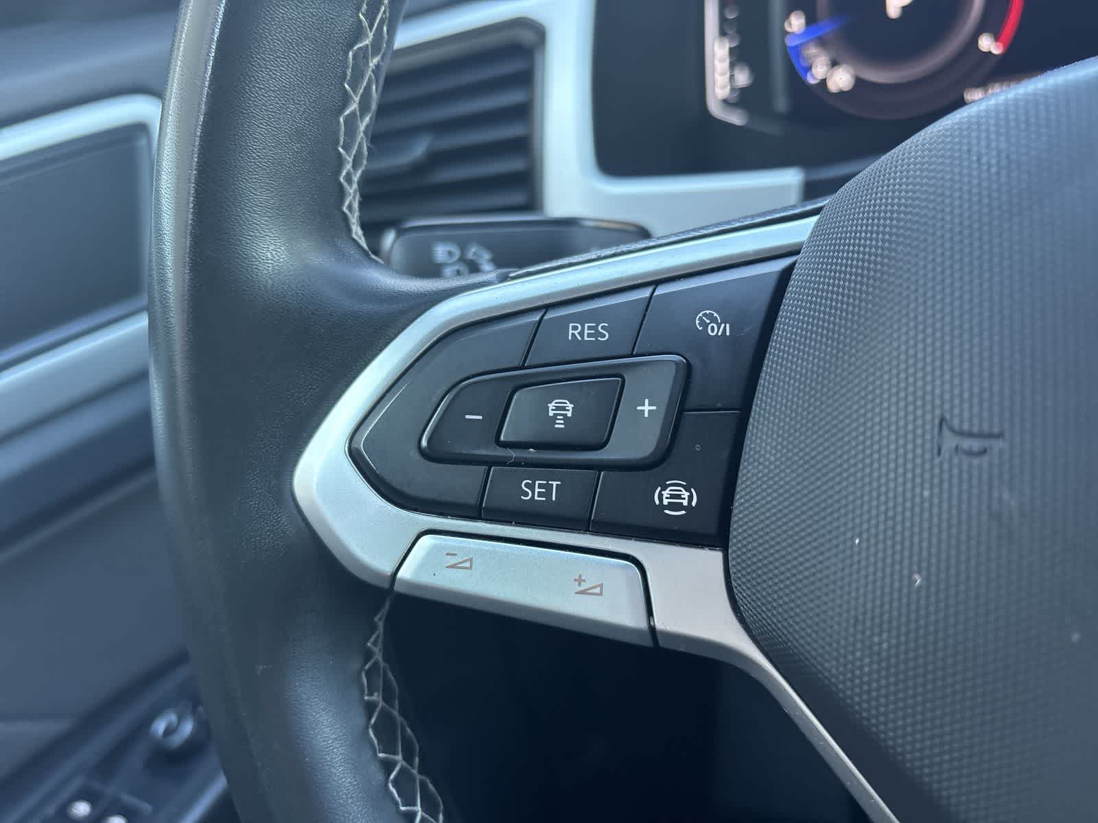 Thumbnail: 2022 Volkswagen Atlas - 39