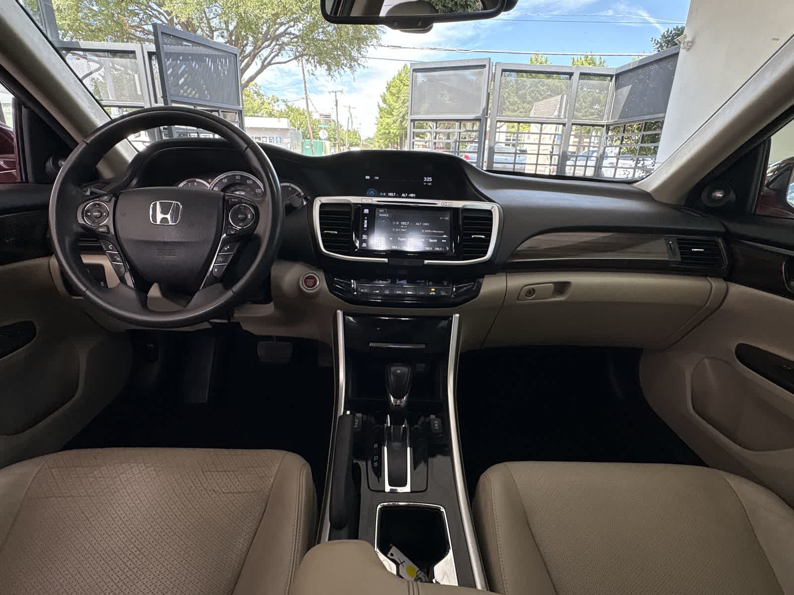 Thumbnail: 2016 Honda Accord - 9