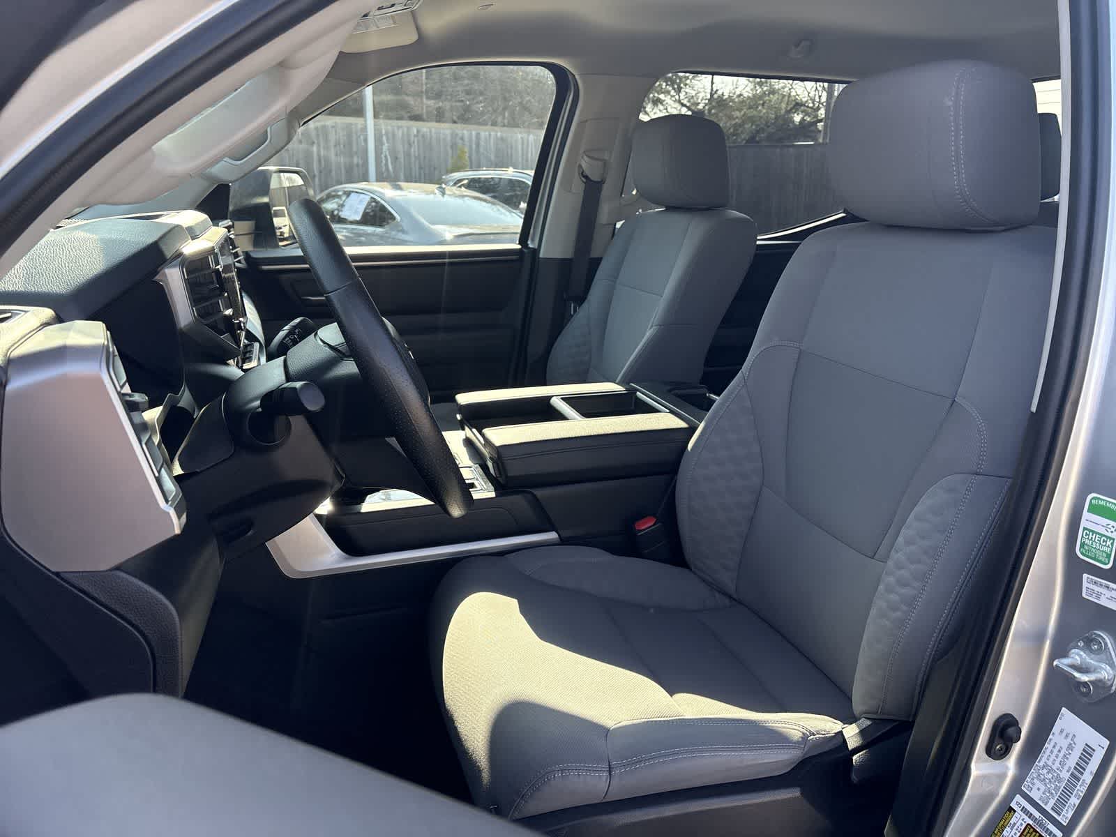 Thumbnail: 2024 Toyota Tundra - 10