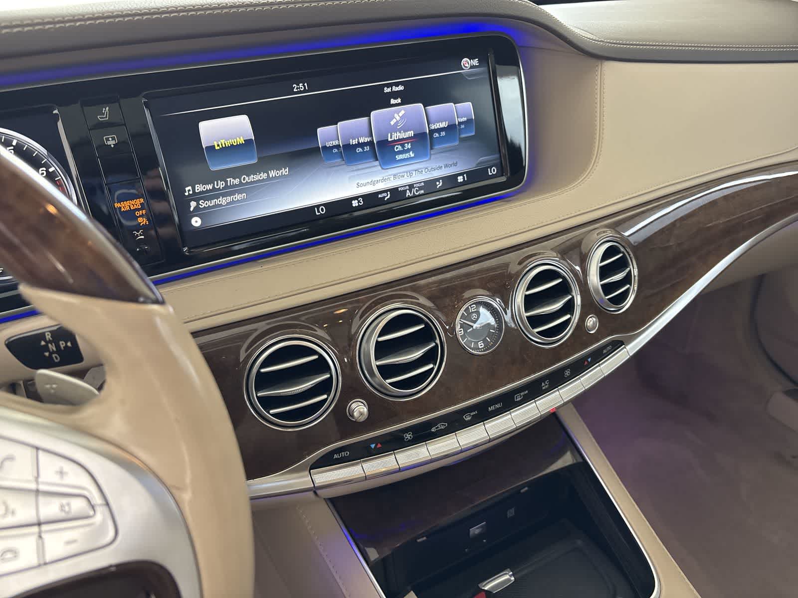 Thumbnail: 2016 Mercedes-Benz S-Class - 23