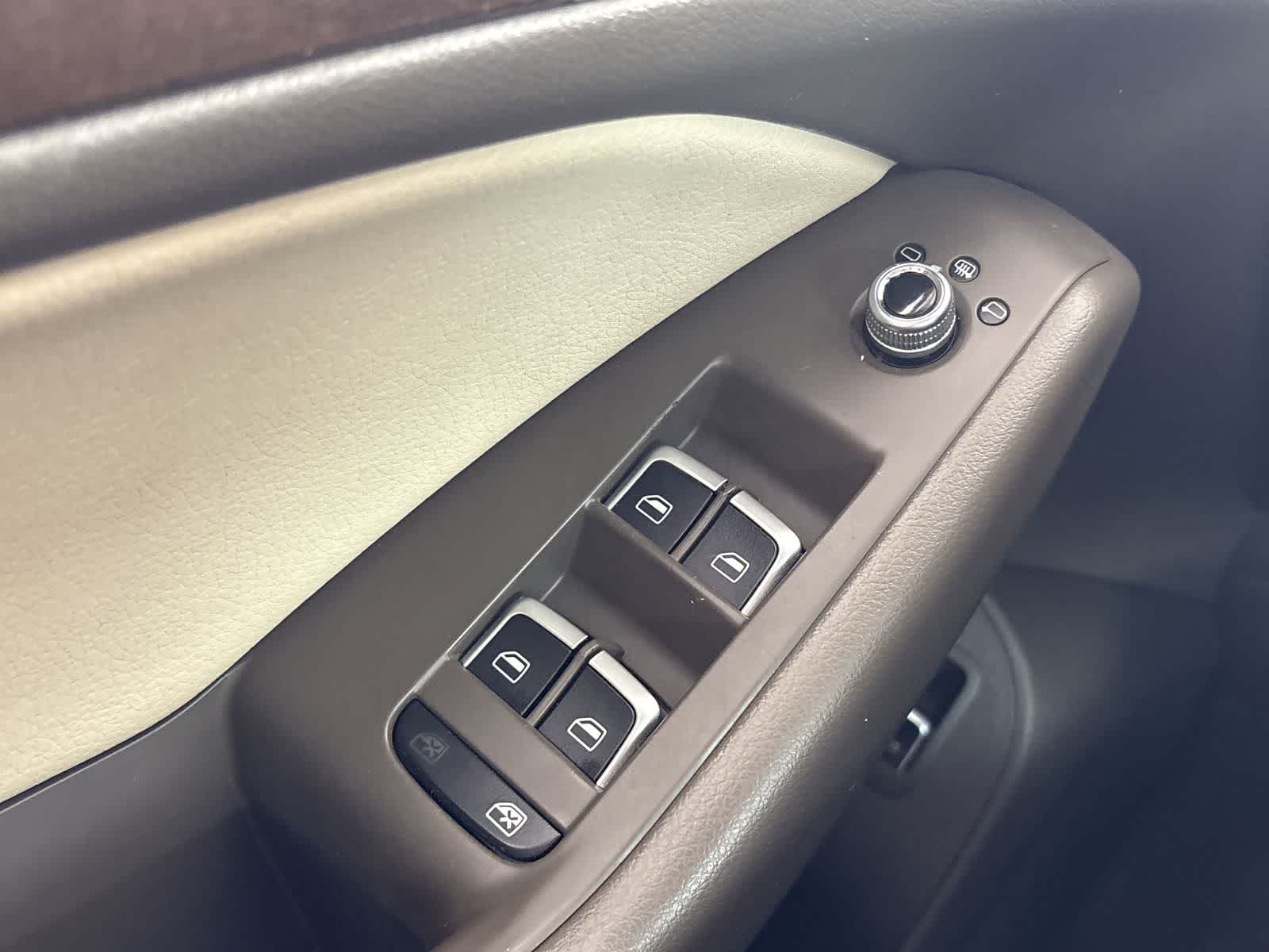 Thumbnail: 2015 Audi Q5 - 29