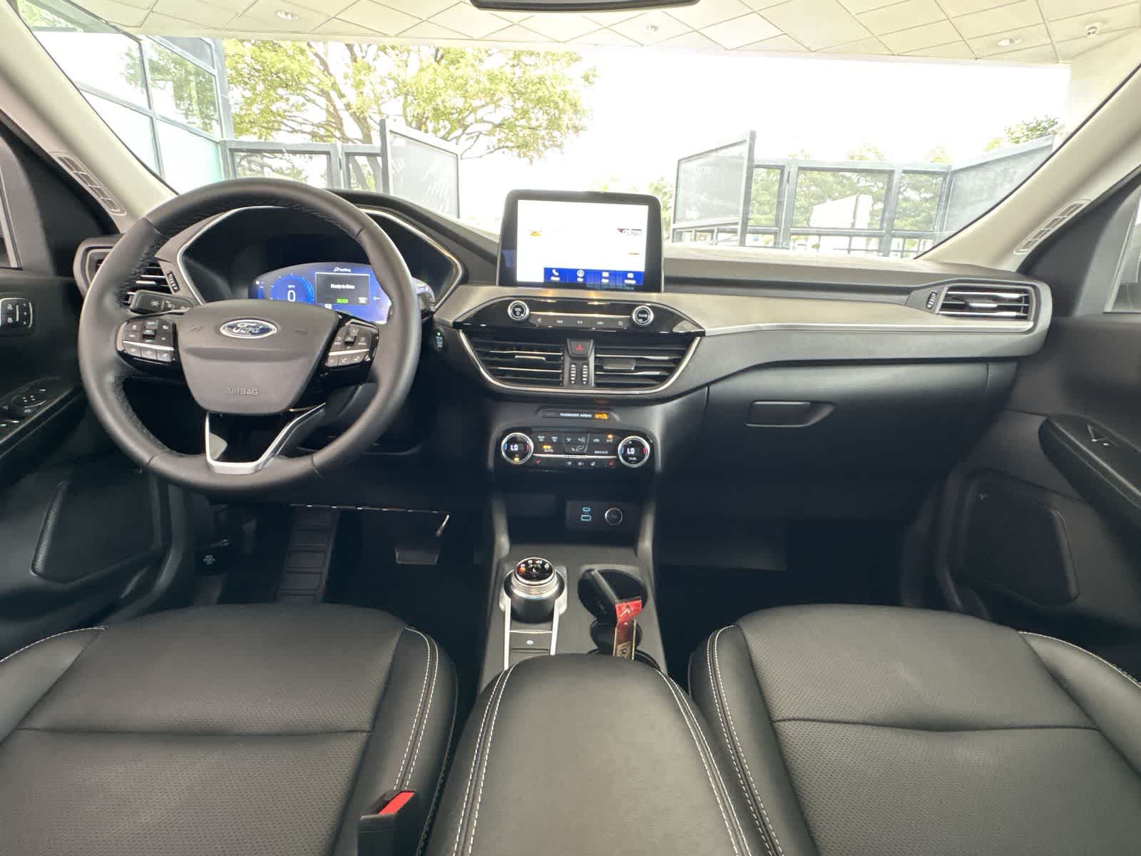Thumbnail: 2021 Ford Escape - 9