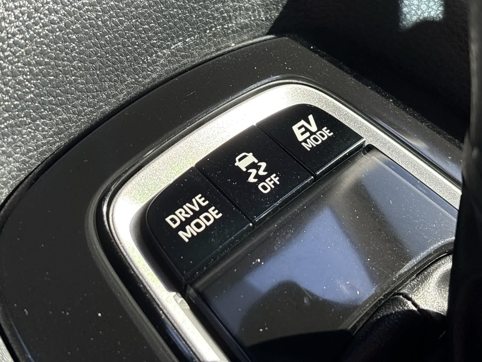 Thumbnail: 2025 Toyota Corolla - 30