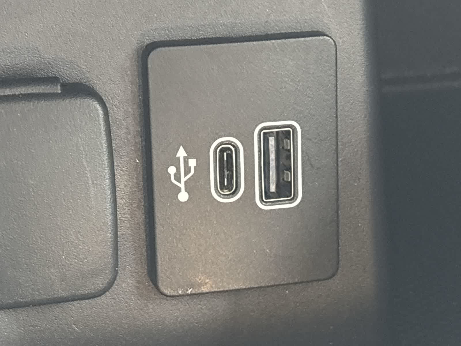 Thumbnail: 2025 Ford Explorer - 27