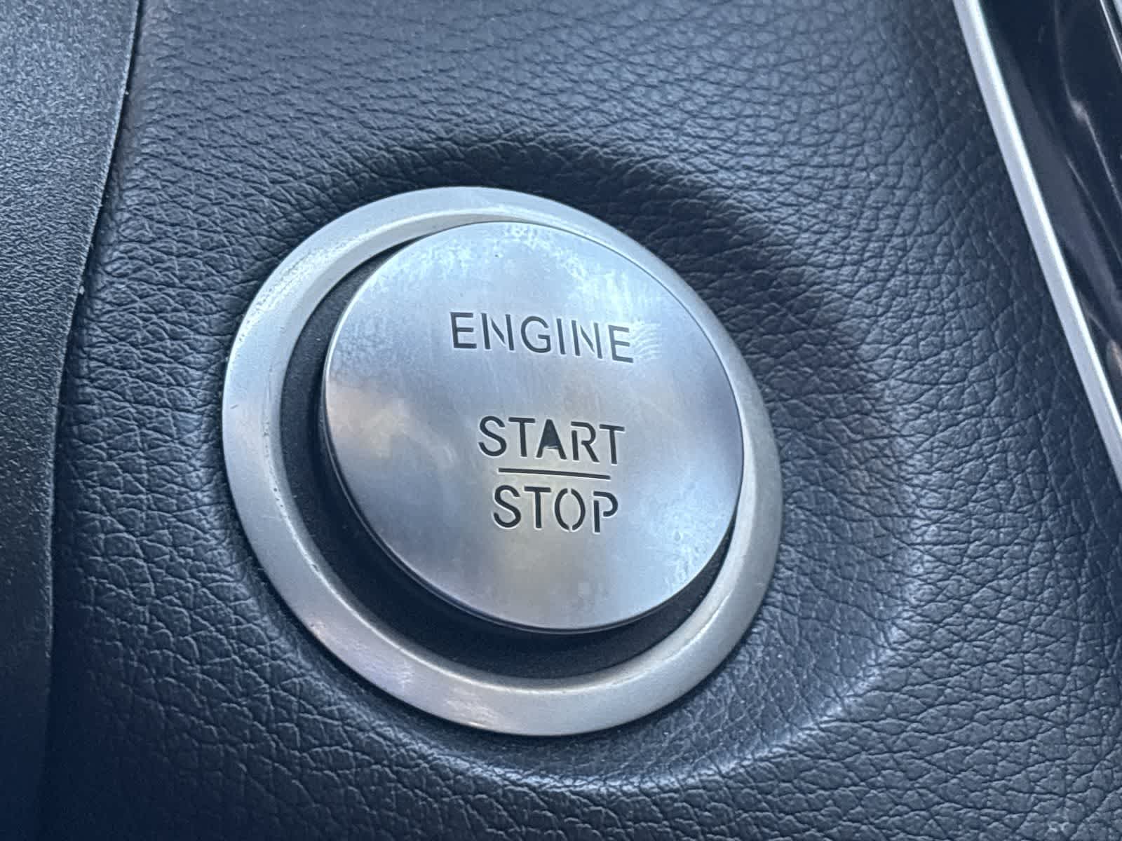 Thumbnail: 2019 Mercedes-Benz GLC - 25