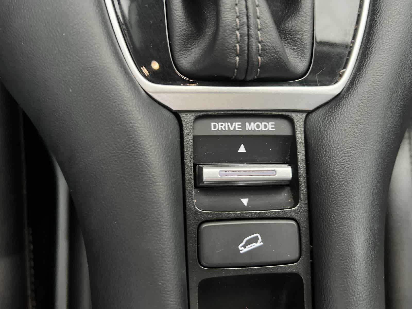 Thumbnail: 2025 Honda HR-V - 23