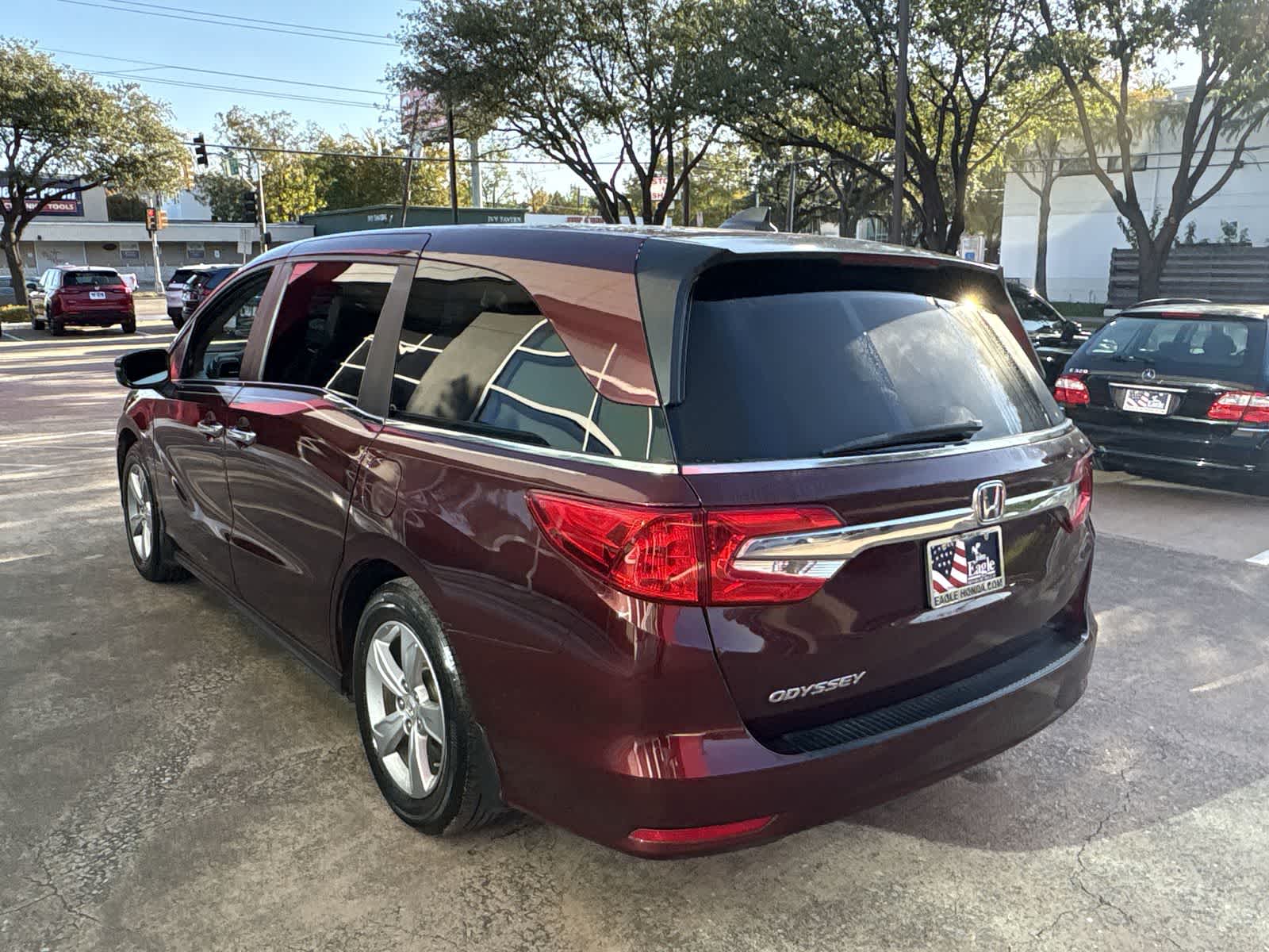 Thumbnail: 2018 Honda Odyssey - 4