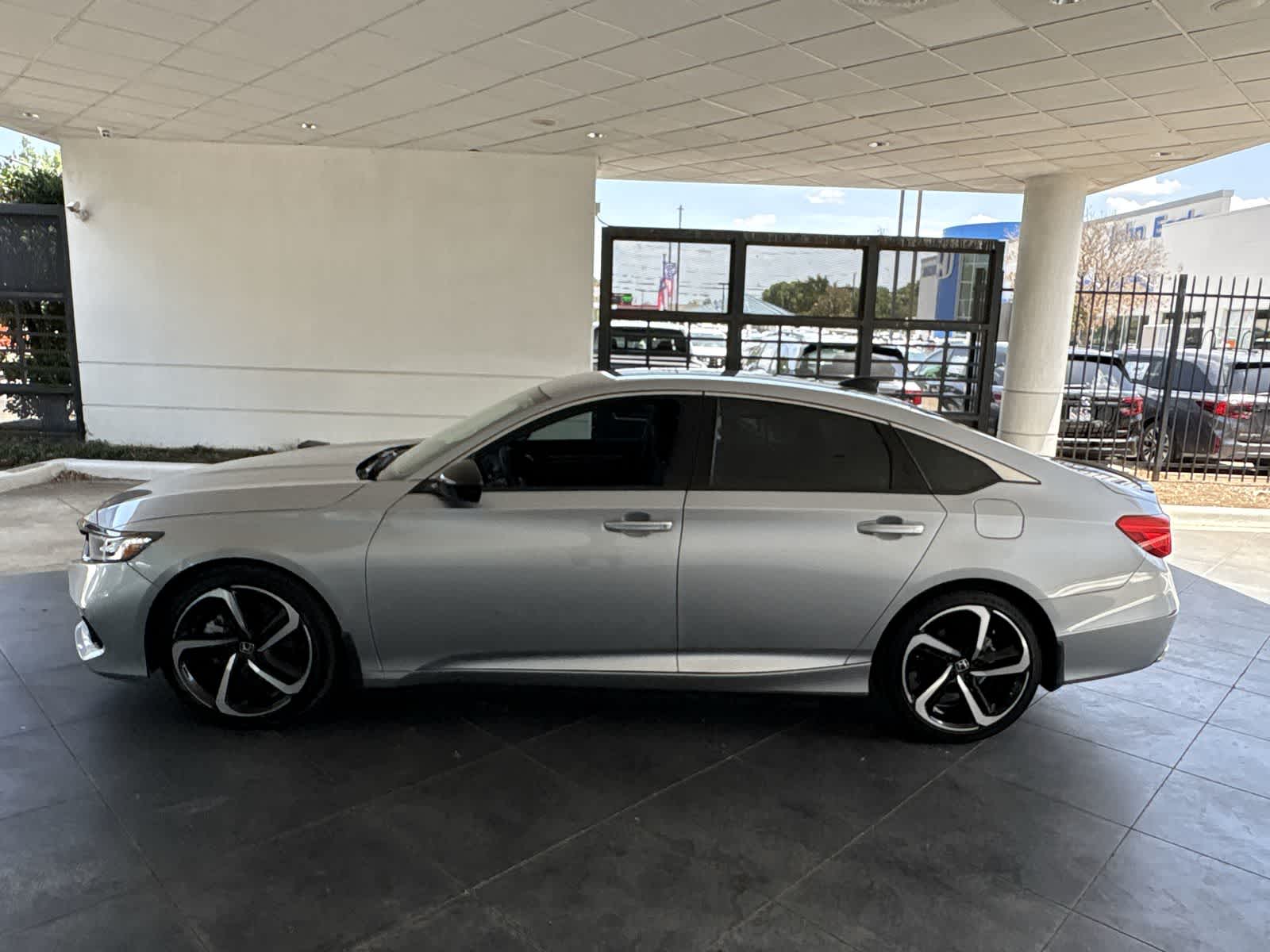 Thumbnail: 2022 Honda Accord - 11
