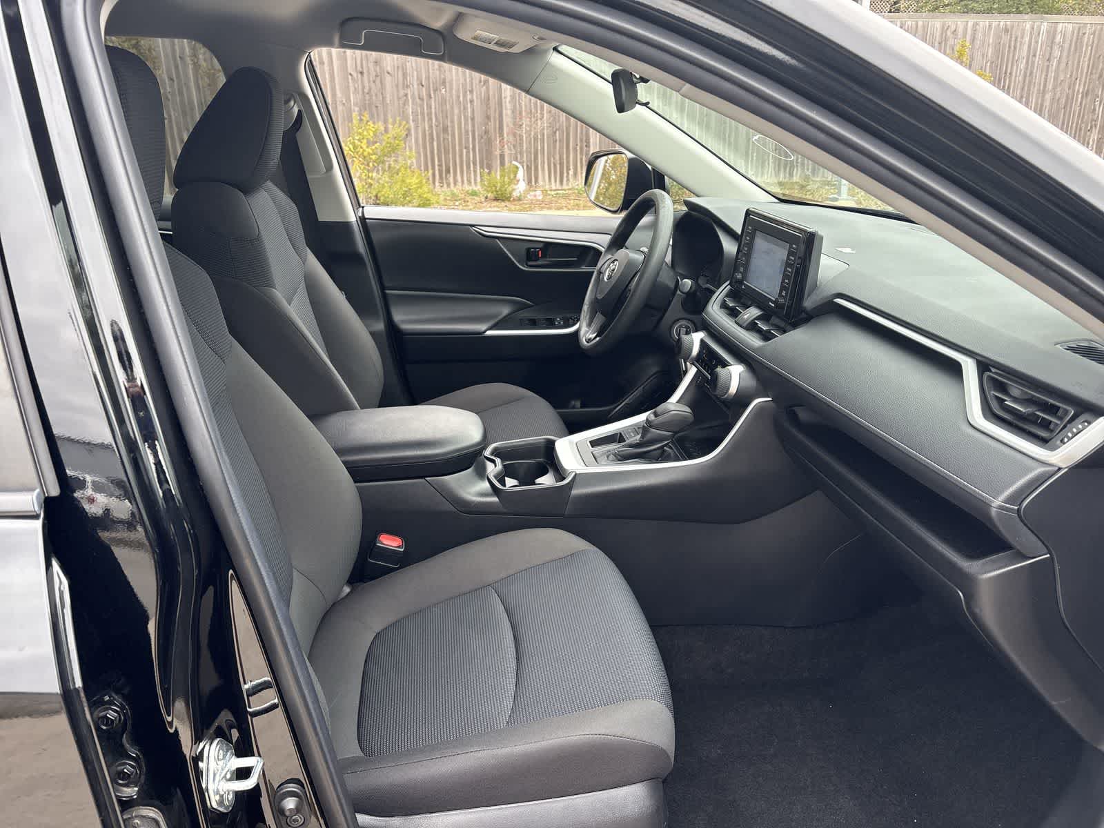 Thumbnail: 2021 Toyota RAV4 - 13