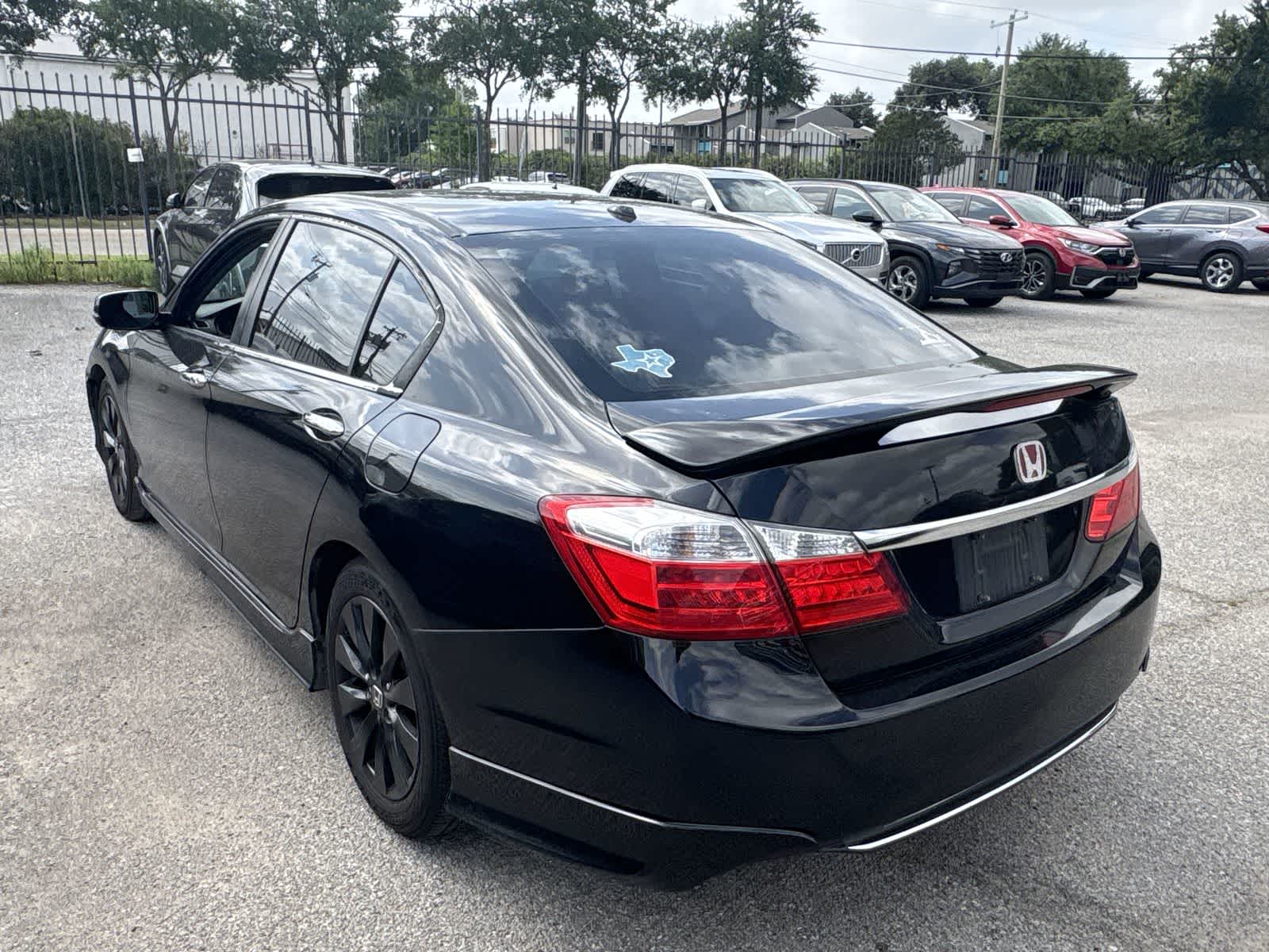 Thumbnail: 2015 Honda Accord - 4