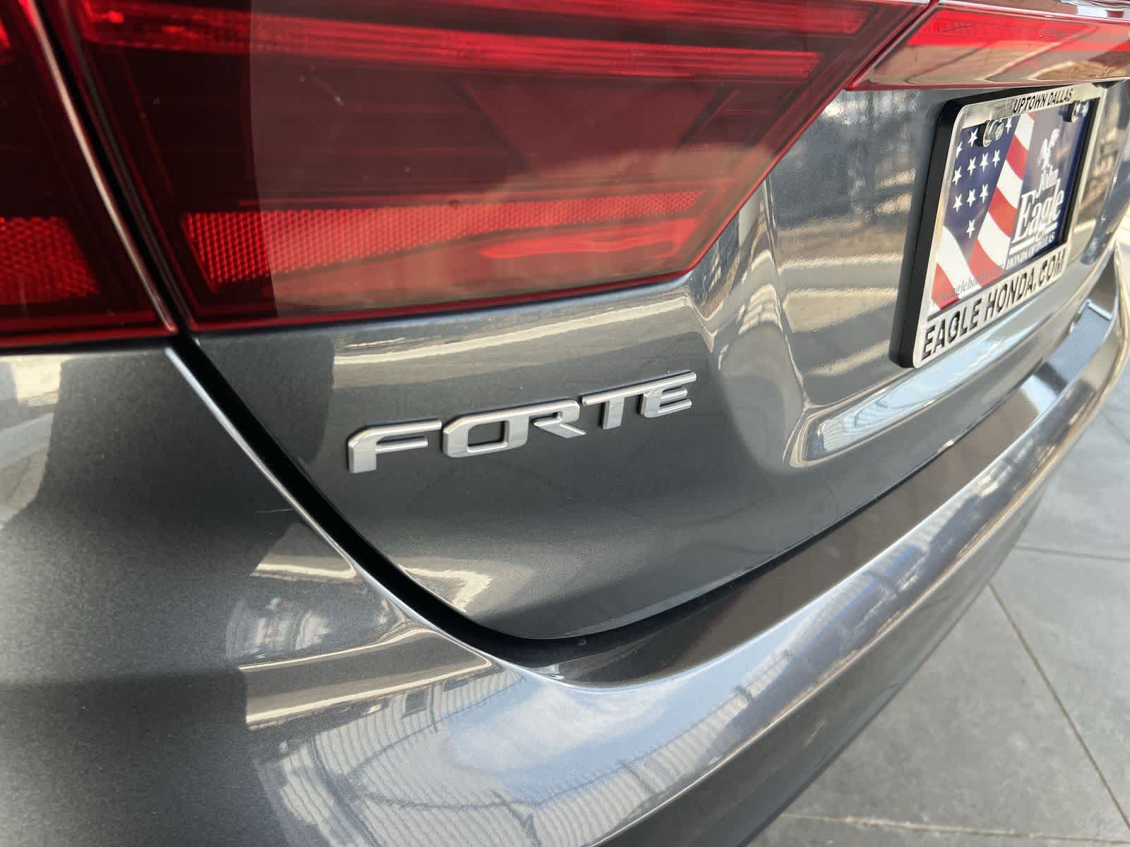 Thumbnail: 2019 Kia Forte - 9