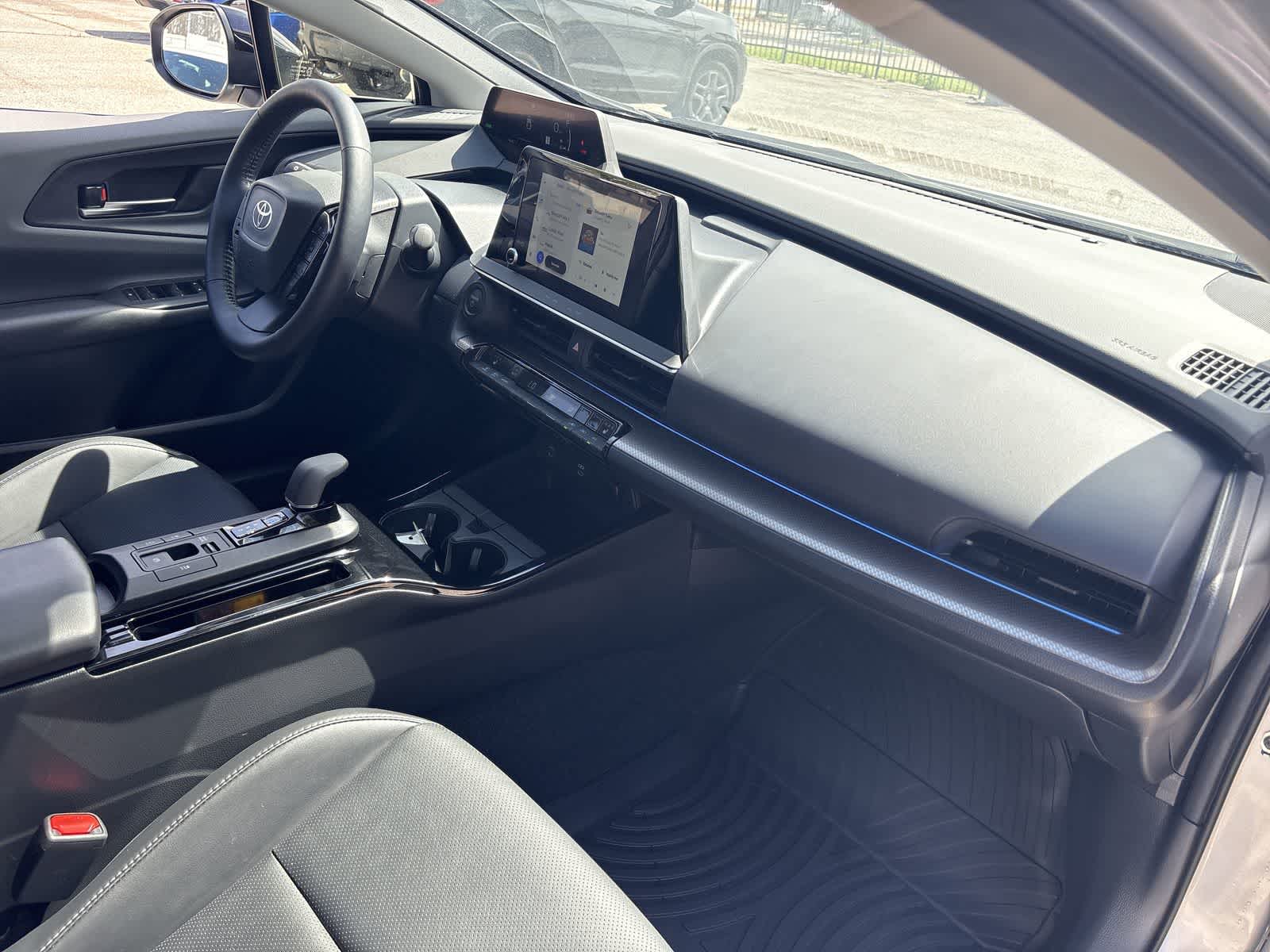 Thumbnail: 2025 Toyota Prius - 17