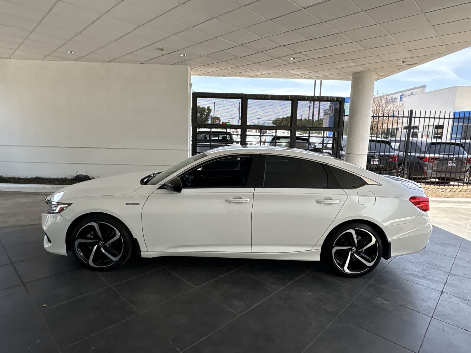 Thumbnail: 2022 Honda Accord - 3