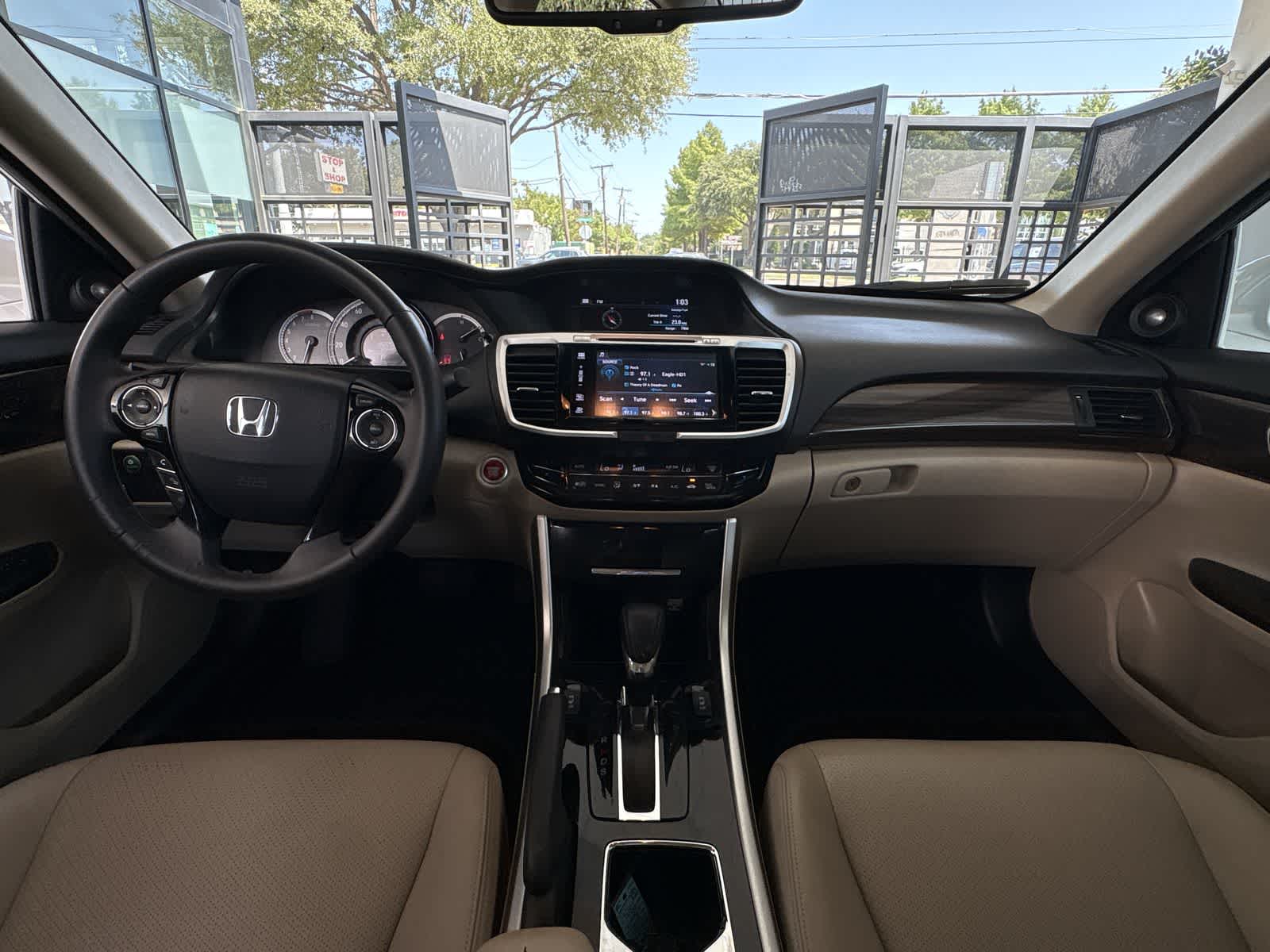 Thumbnail: 2017 Honda Accord - 9