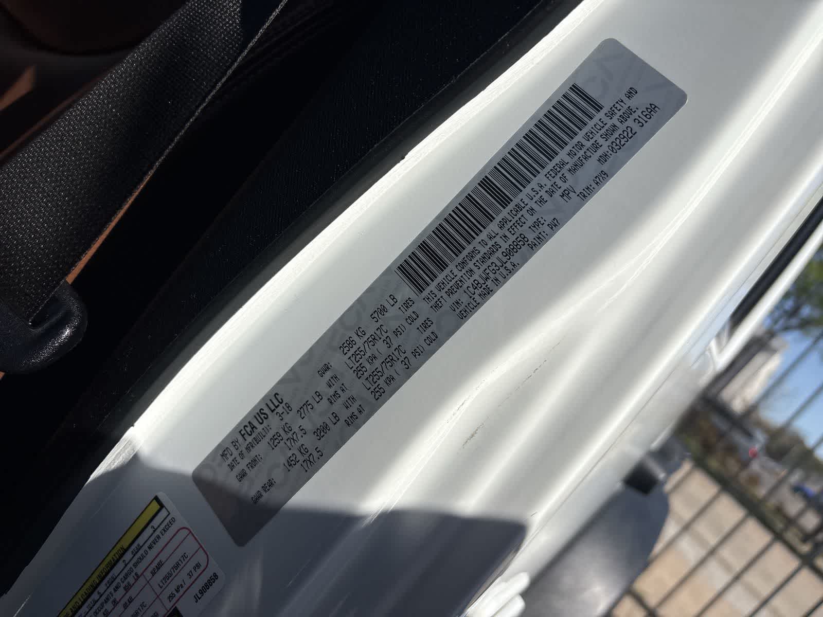 Thumbnail: 2018 Jeep Wrangler - 38