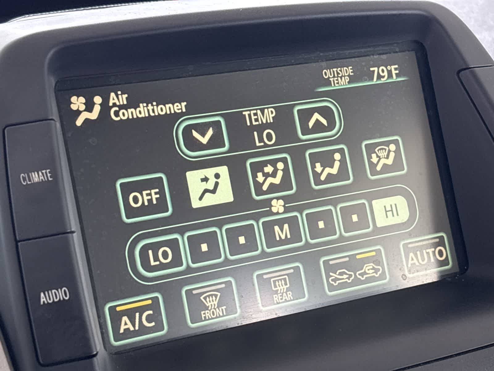 2009 Toyota Prius  28