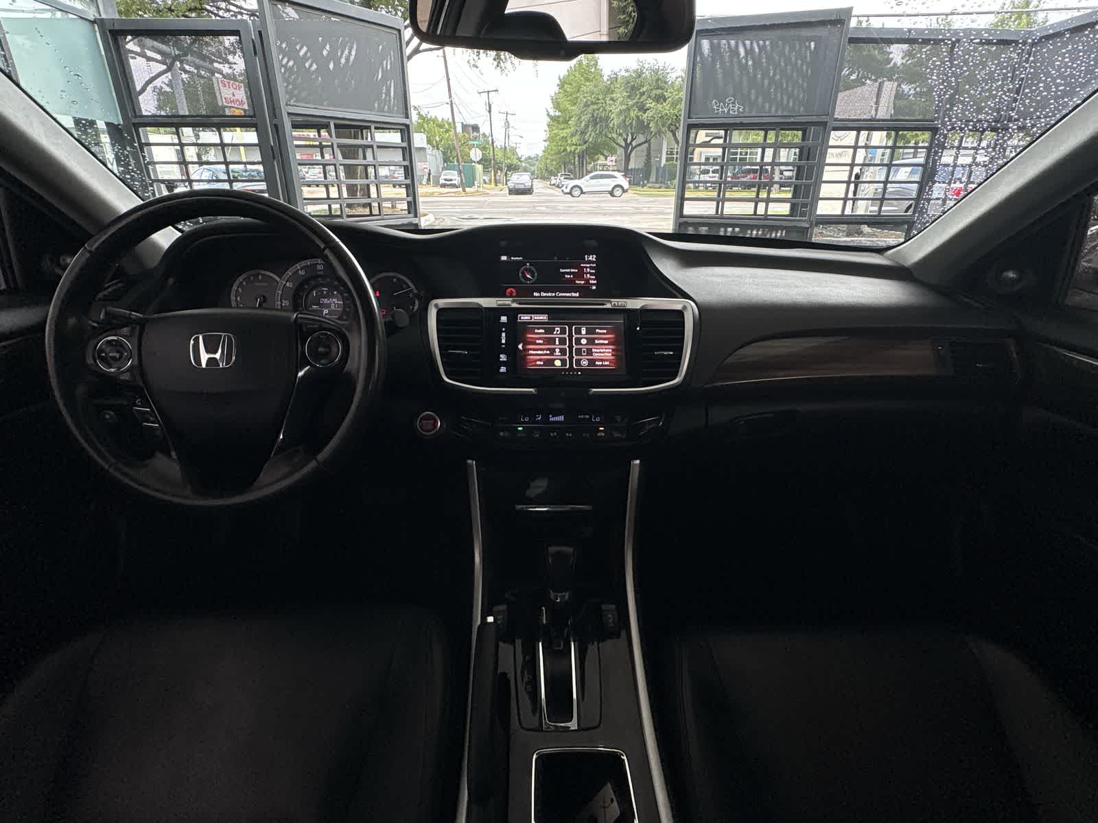 Thumbnail: 2016 Honda Accord - 9