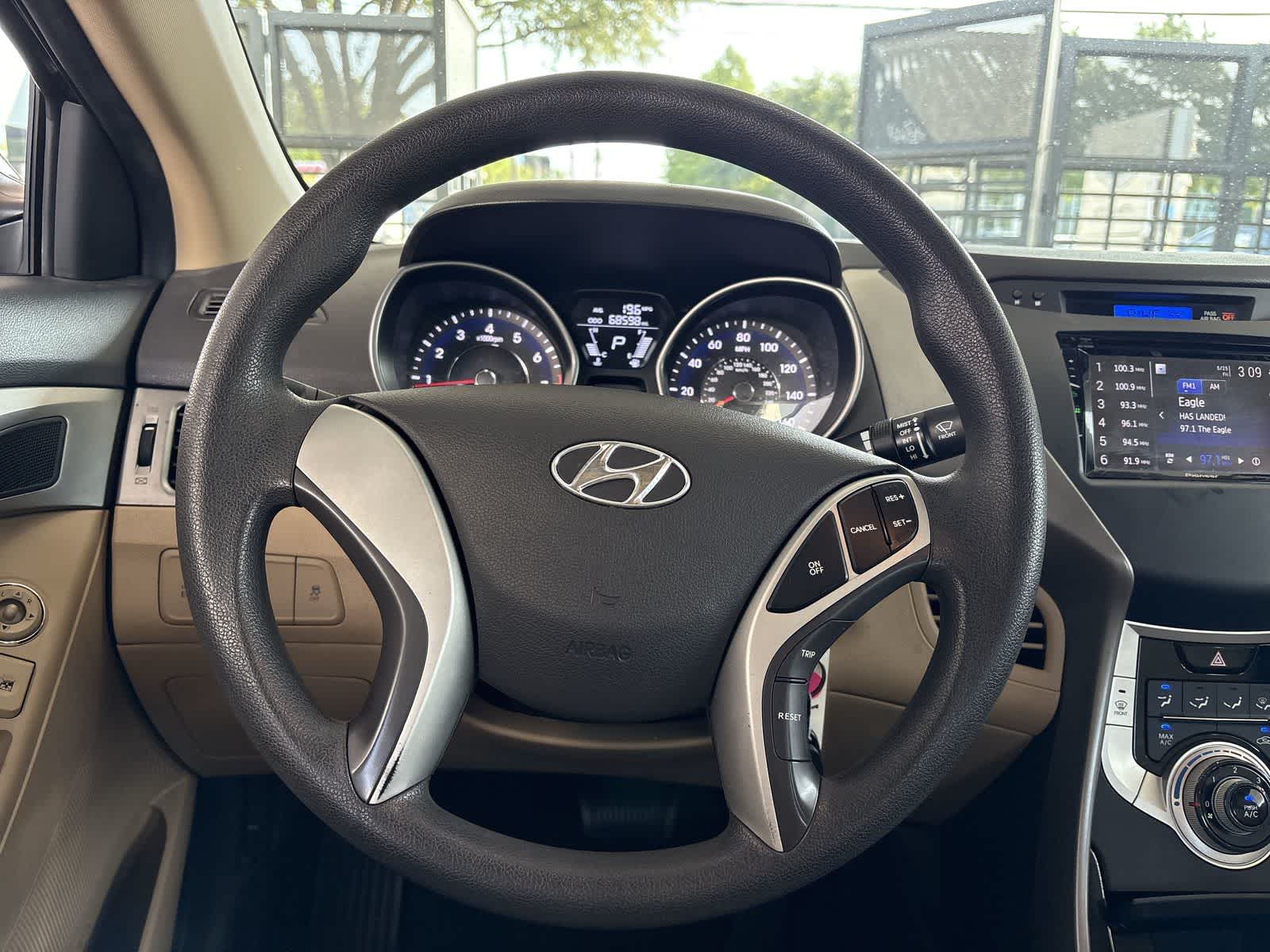 Thumbnail: 2012 Hyundai Elantra - 14