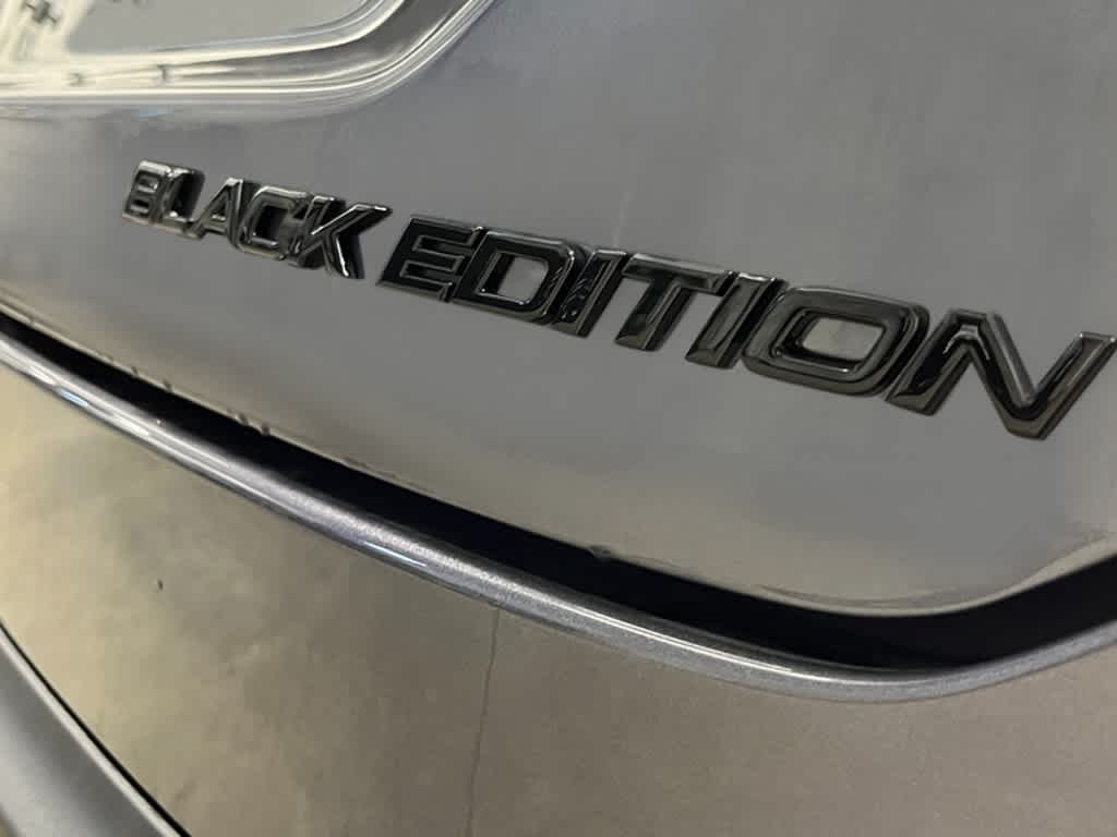 2025 Honda Pilot Black Edition 6
