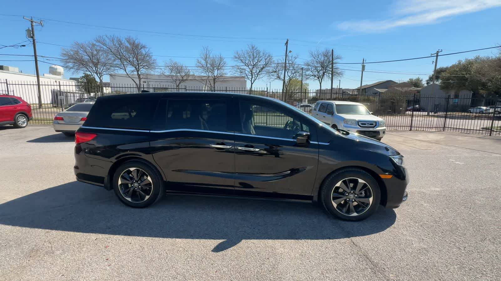 Thumbnail: 2022 Honda Odyssey - 9