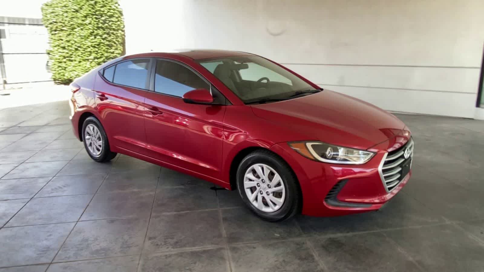 Thumbnail: 2017 Hyundai Elantra - 2