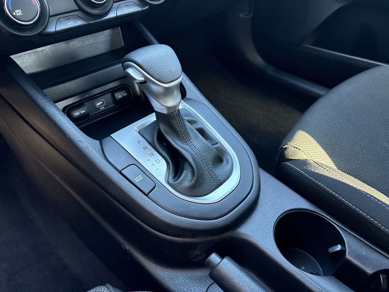 Thumbnail: 2023 Kia Forte - 16