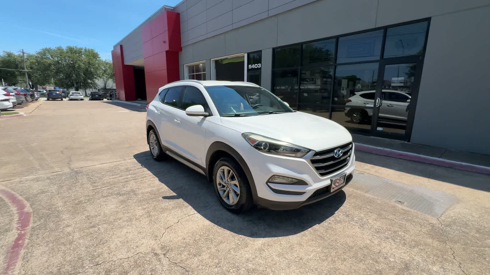 Thumbnail: 2017 Hyundai Tucson - 2