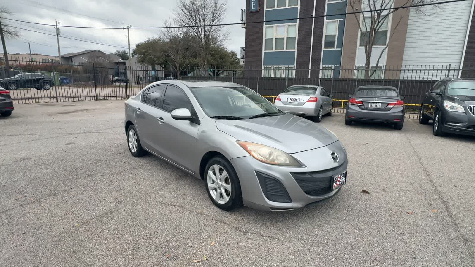 Thumbnail: 2011 Mazda Mazda3 - 2