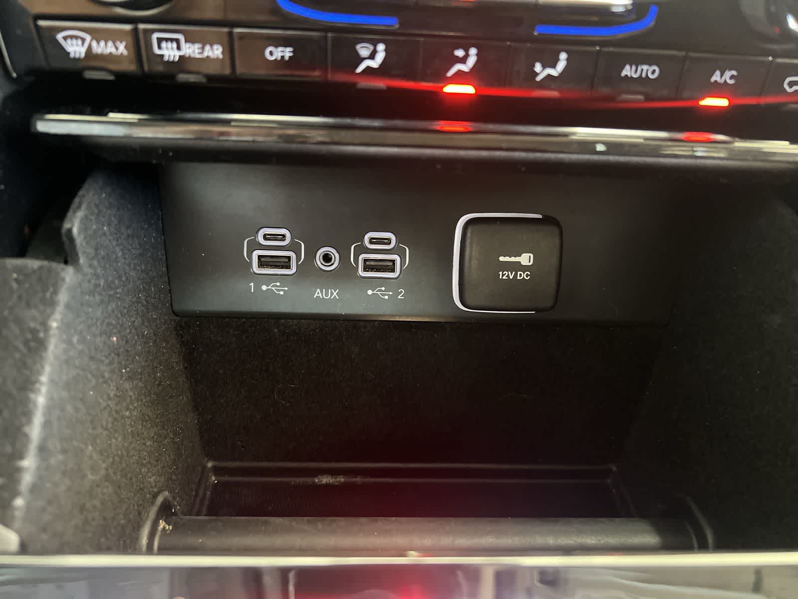 Thumbnail: 2022 Jeep Grand Cherokee - 22