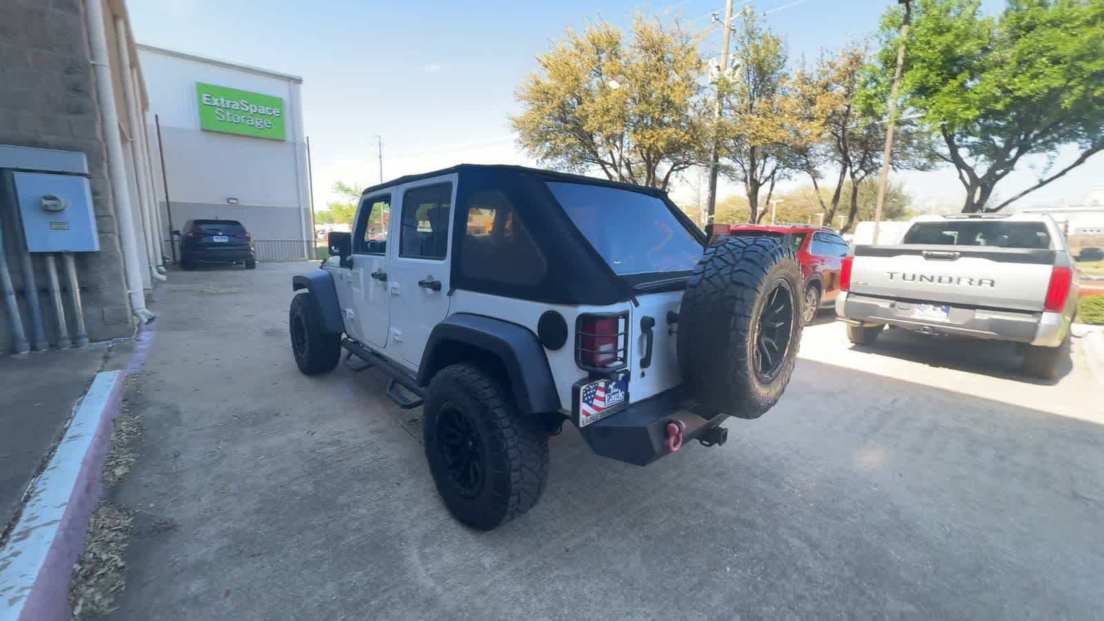 Thumbnail: 2018 Jeep Wrangler - 6