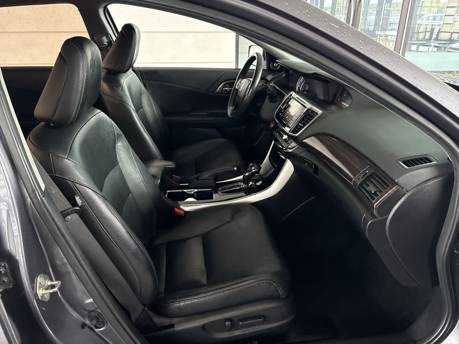 Thumbnail: 2016 Honda Accord - 13
