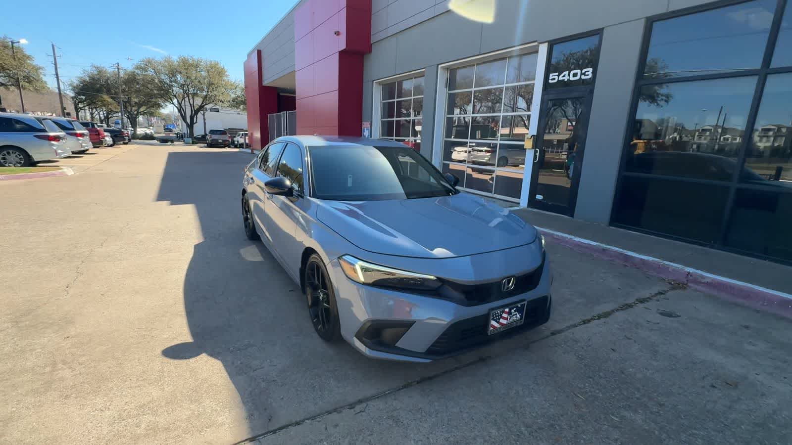 Thumbnail: 2024 Honda Civic - 2