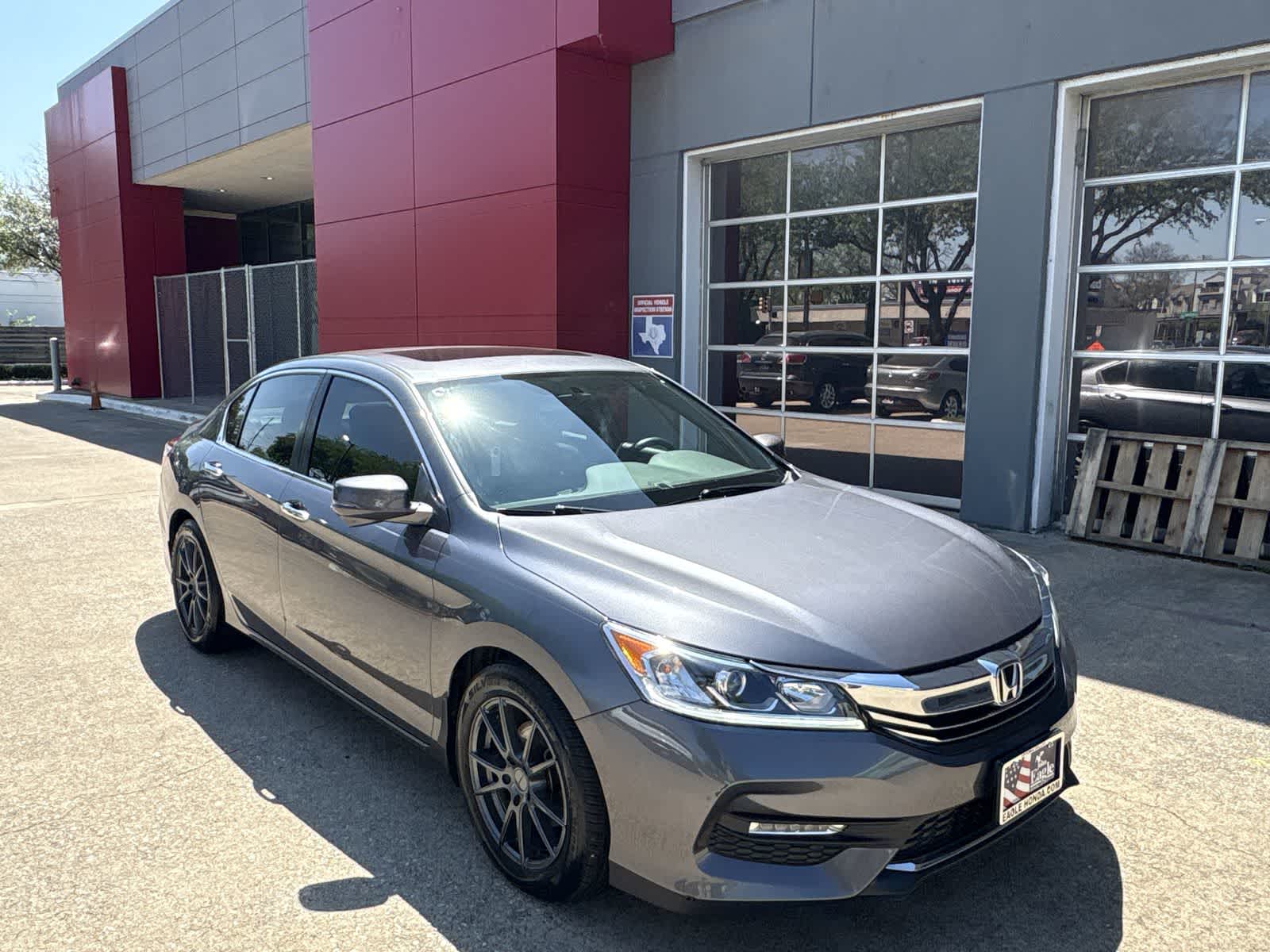 Thumbnail: 2016 Honda Accord - 1