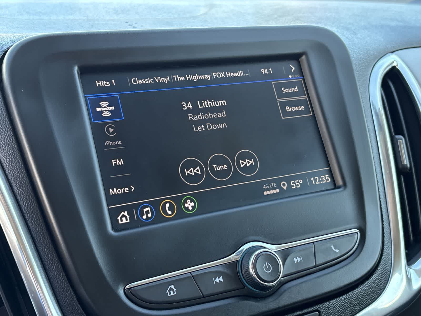 Thumbnail: 2023 Chevrolet Equinox - 31