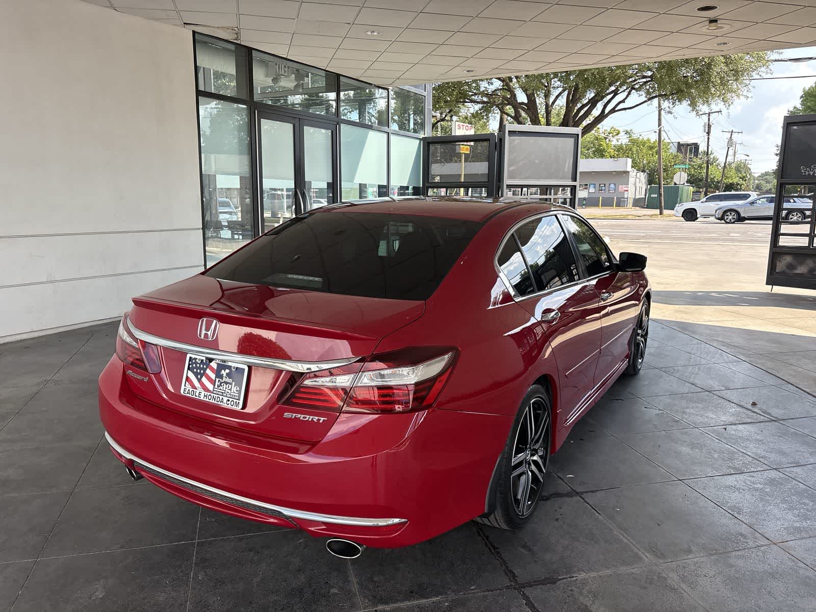 Thumbnail: 2017 Honda Accord - 25