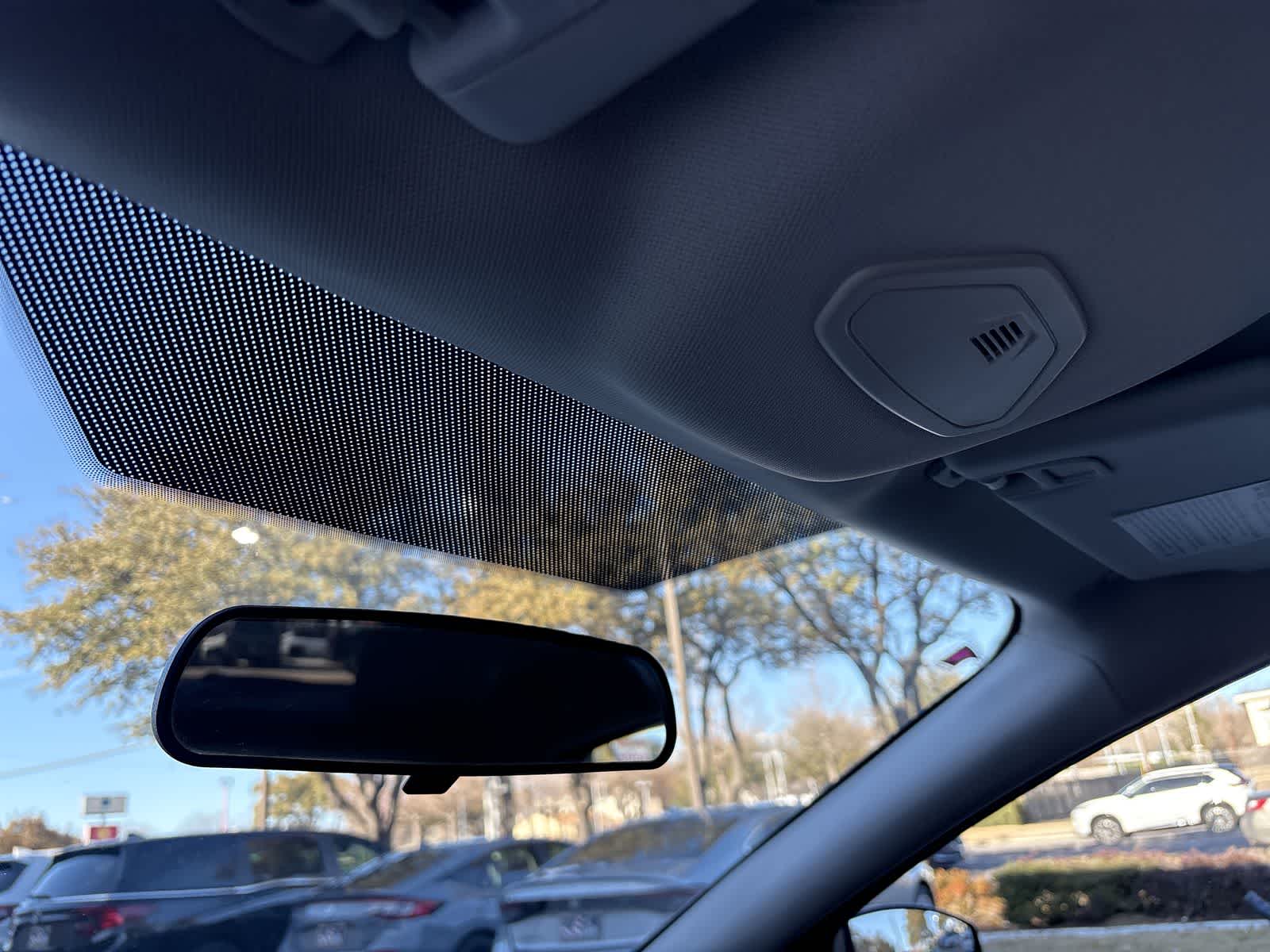 Thumbnail: 2017 Ford Focus - 39