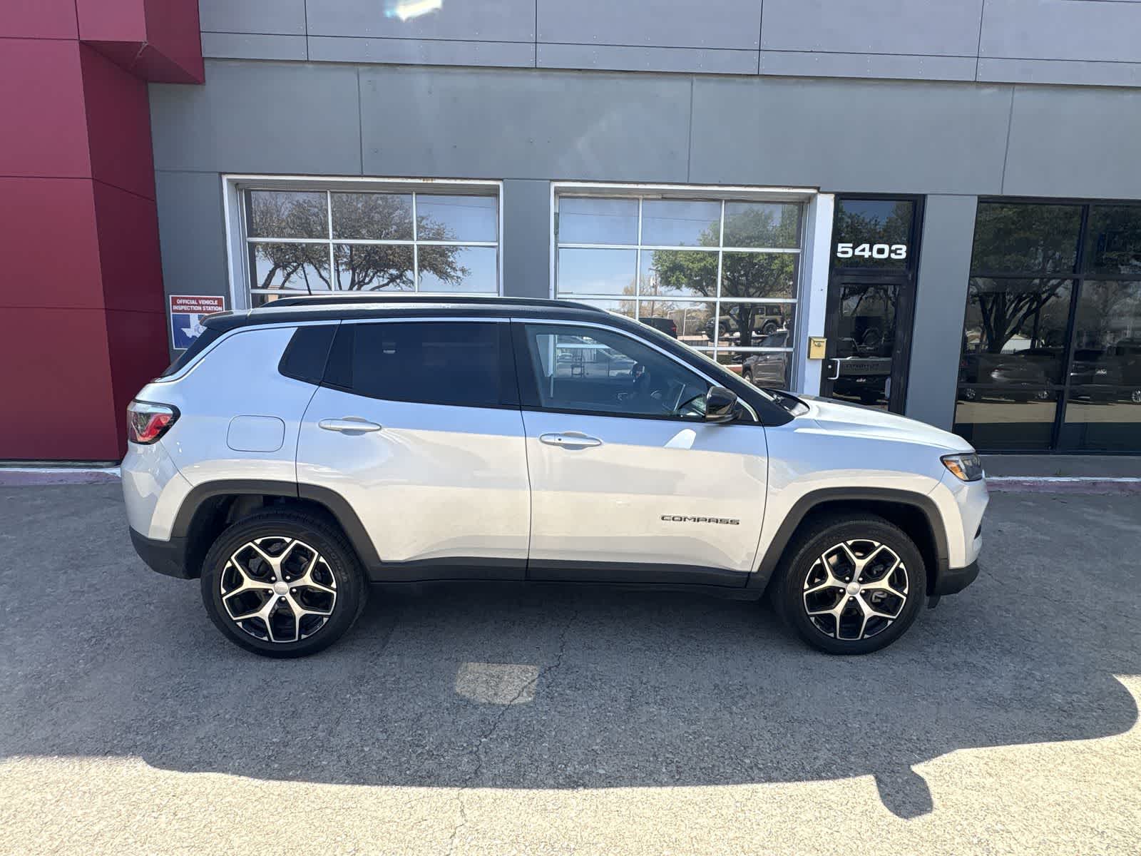 Thumbnail: 2024 Jeep Compass - 7