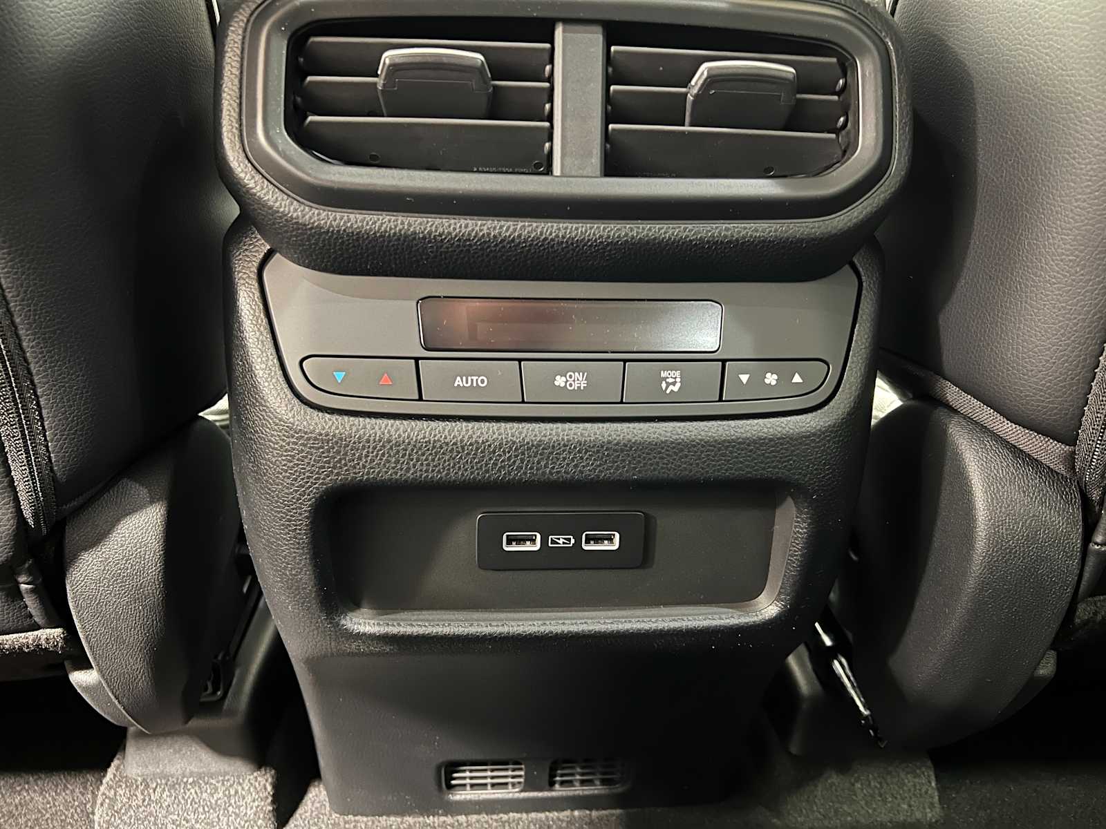 Thumbnail: 2025 Honda Pilot - 29