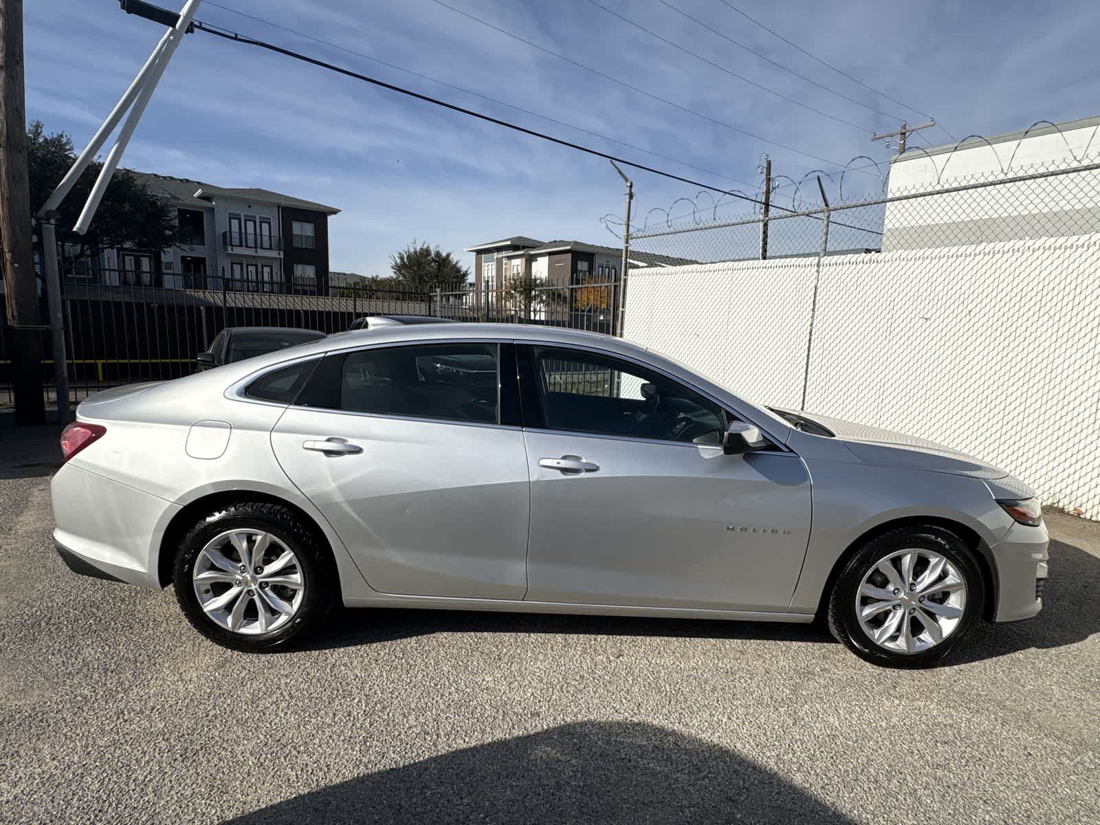 Thumbnail: 2022 Chevrolet Malibu - 23