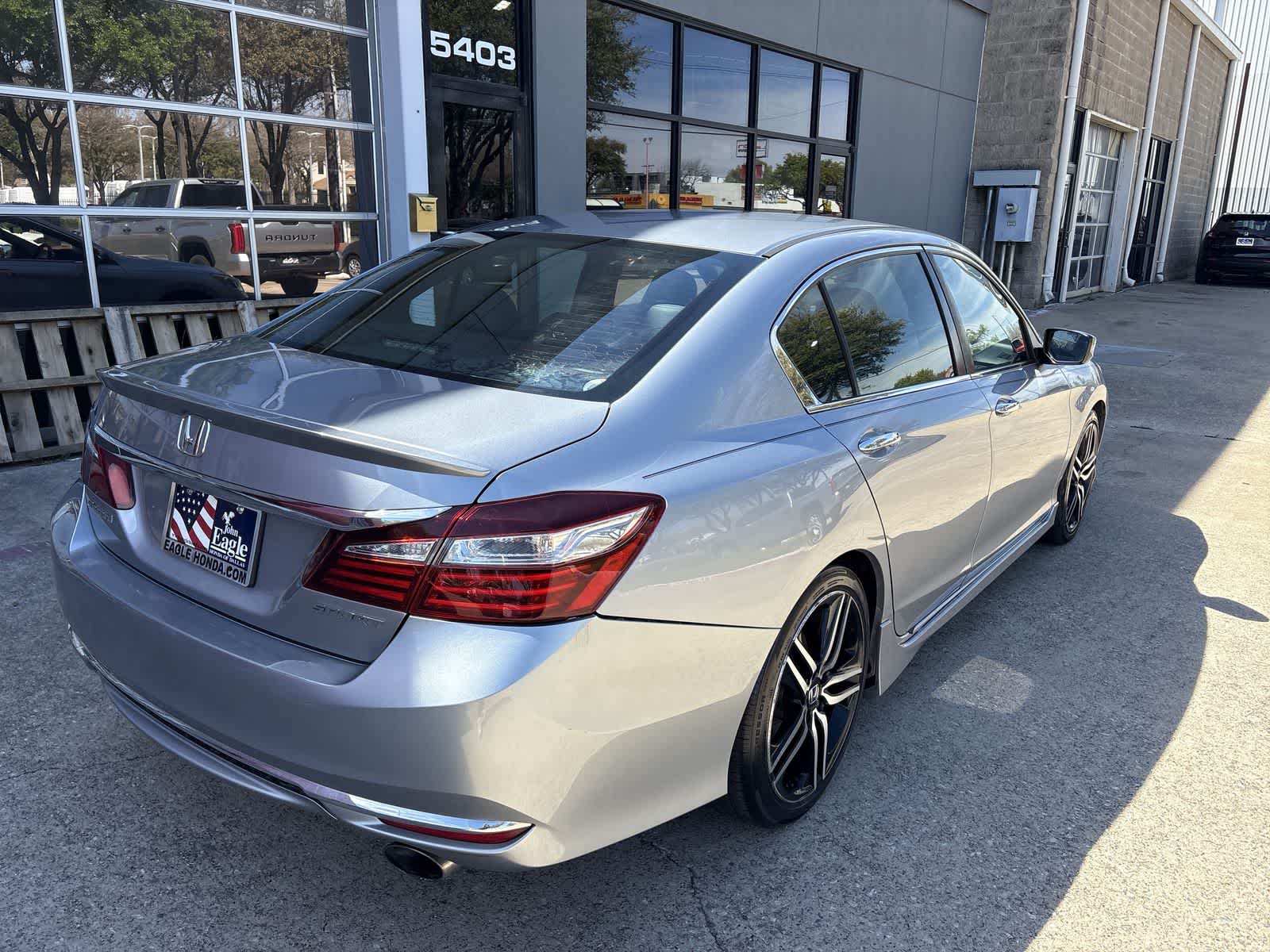 Thumbnail: 2016 Honda Accord - 14