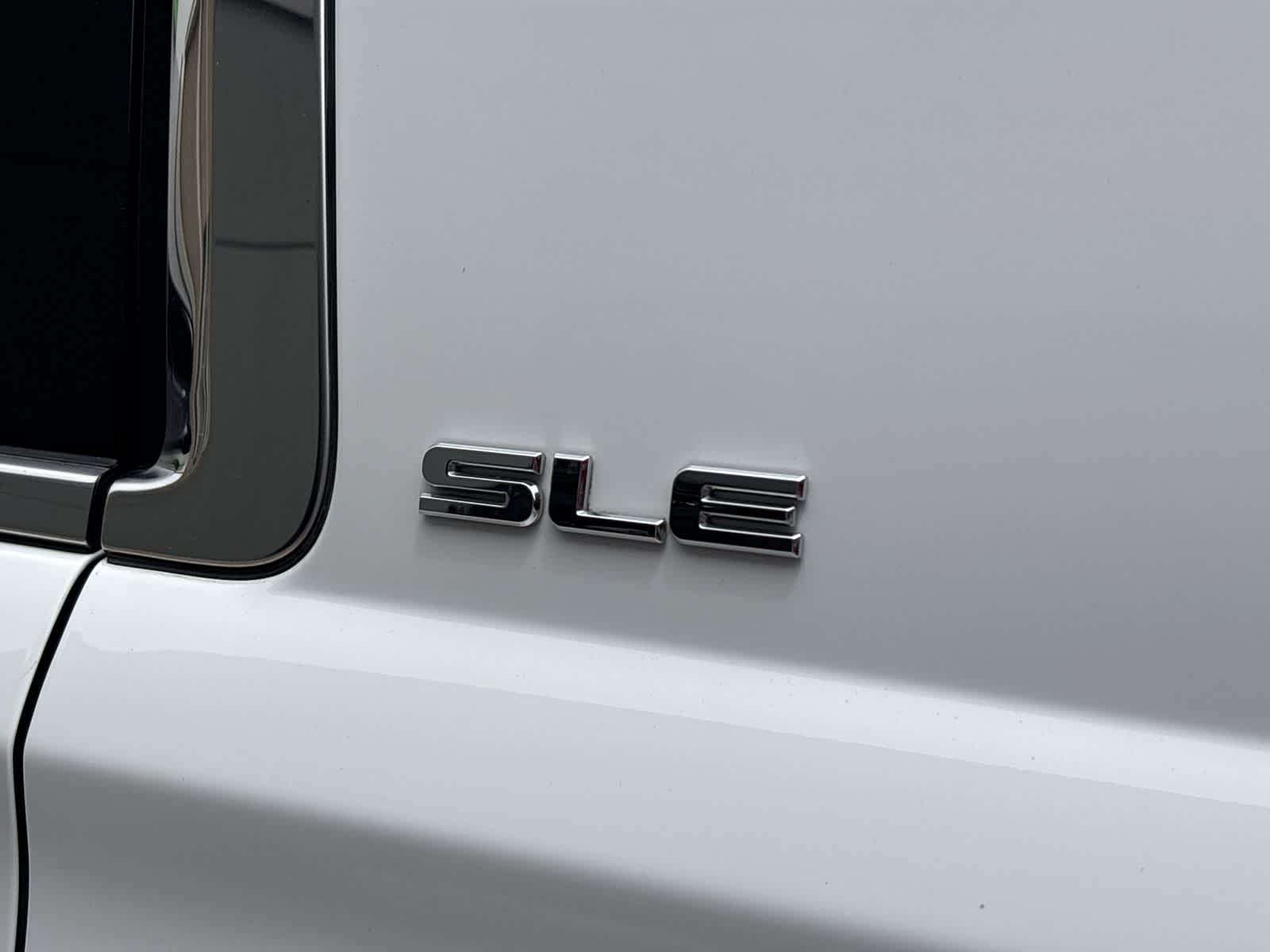 Thumbnail: 2018 GMC Yukon XL - 21