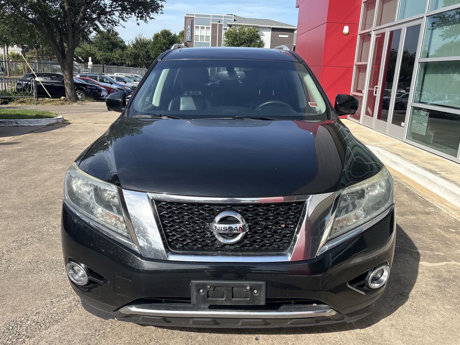 Thumbnail: 2016 Nissan Pathfinder - 8