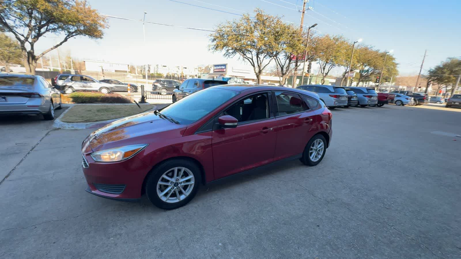 Thumbnail: 2017 Ford Focus - 4