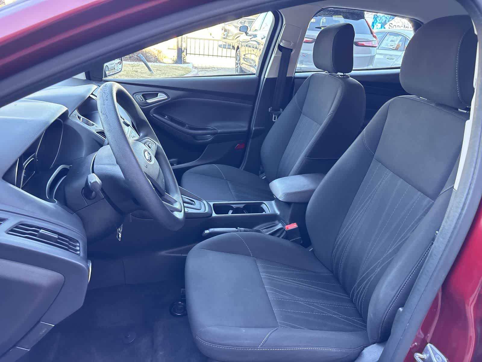 Thumbnail: 2017 Ford Focus - 18