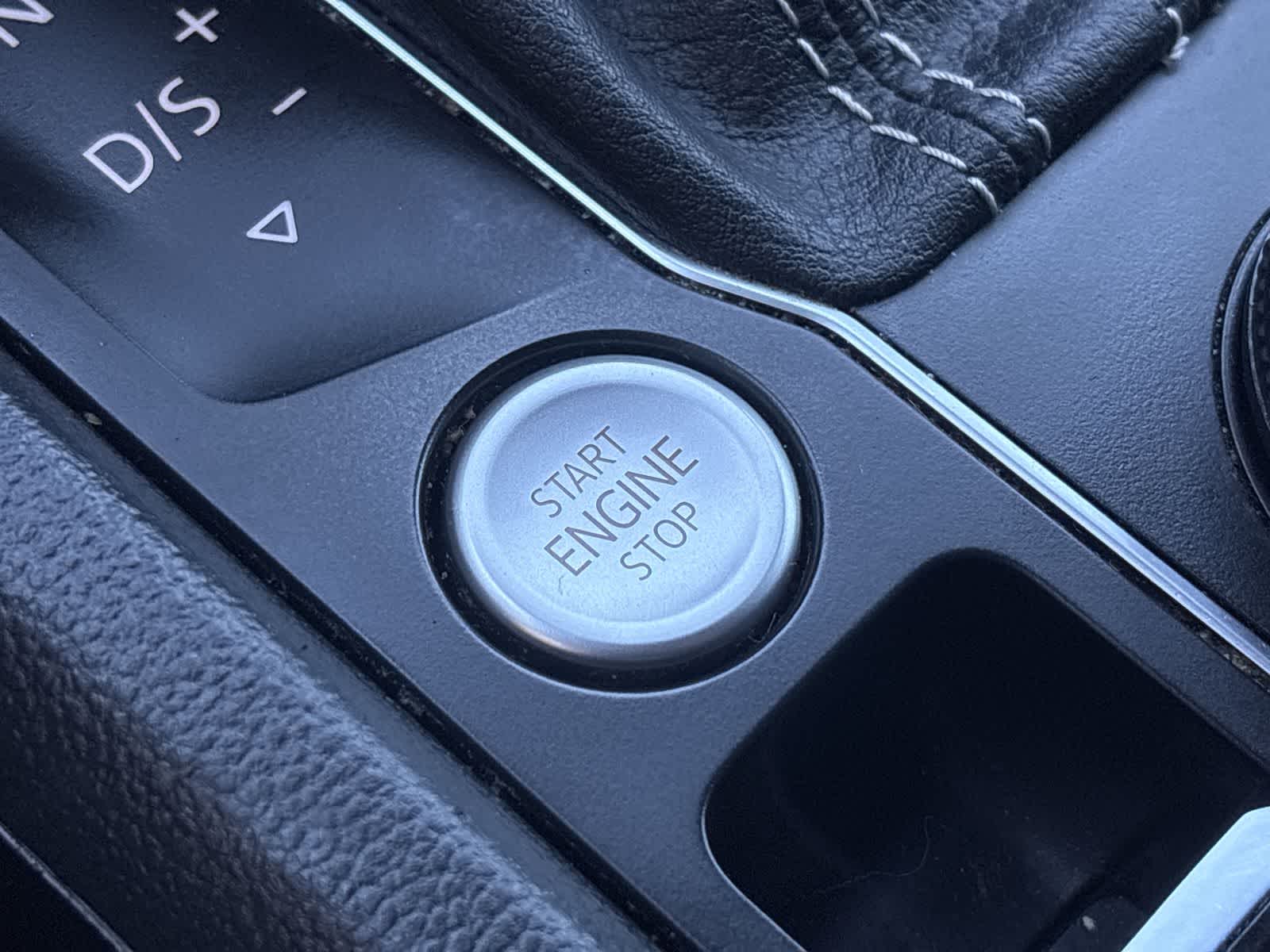 Thumbnail: 2022 Volkswagen Atlas - 34